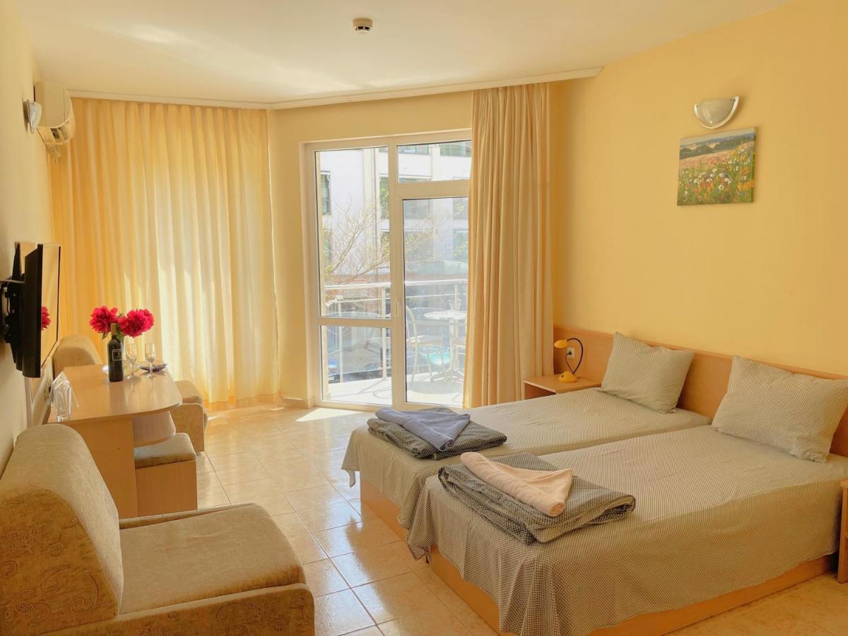 Family Hotel Morska Zvezda Balchik Exterior photo