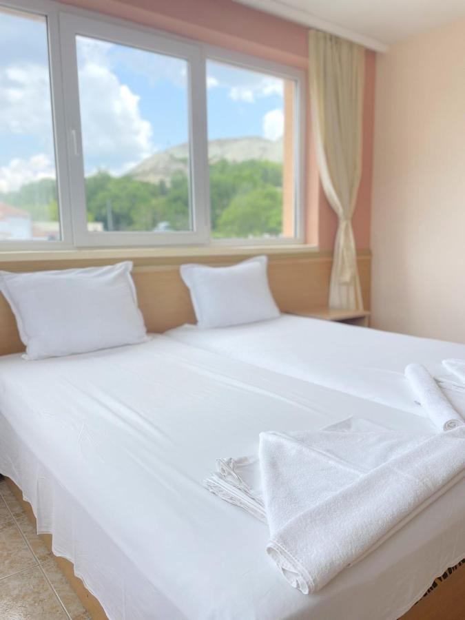 Family Hotel Morska Zvezda Balchik Exterior photo