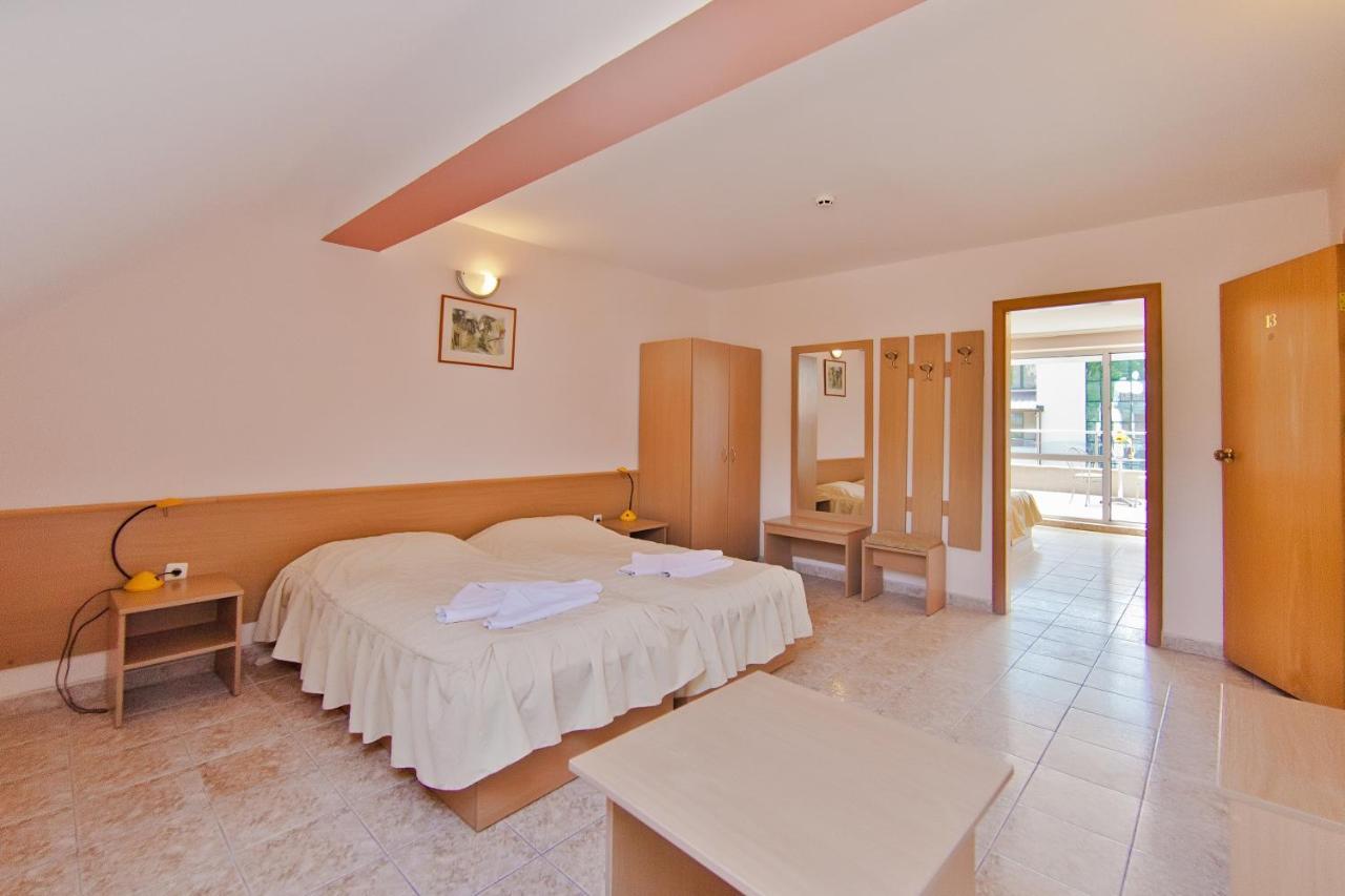 Family Hotel Morska Zvezda Balchik Exterior photo